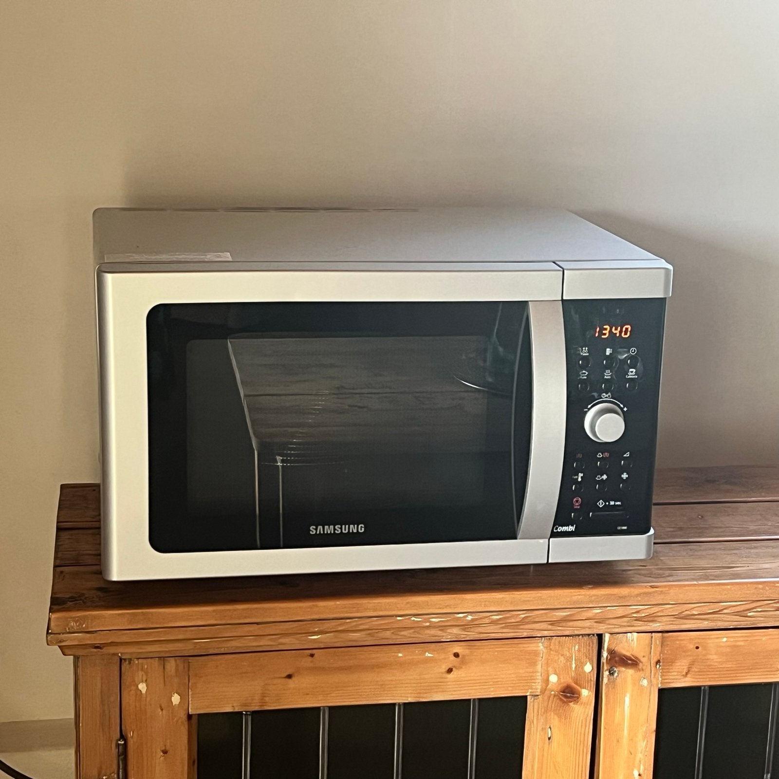 Samsung Combi Magnetron CE1000 - Zo goed als nieuw, Witgoed en Apparatuur, Magnetrons, Zo goed als nieuw, Vrijstaand, Combimagnetron