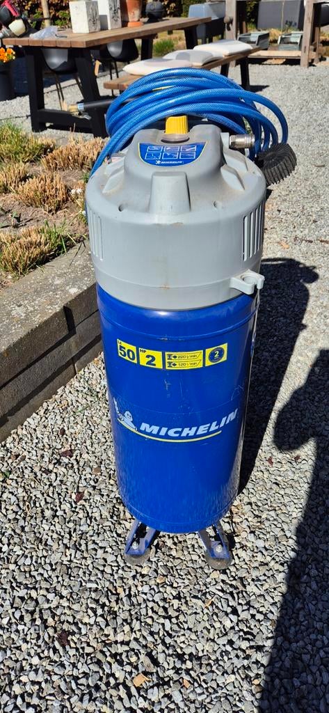 Michelin Compressor 50L - Zo goed als nieuw, Doe-het-zelf en Verbouw, Compressors, 25 tot 100 liter, Ophalen, Zo goed als nieuw