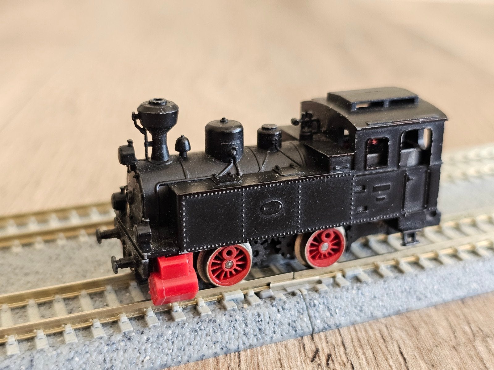 Fleischmann Piccolo N spoor locomotief, mist drijfstangen, Gebruikt, Fleischmann, Ophalen of Verzenden, Analoog