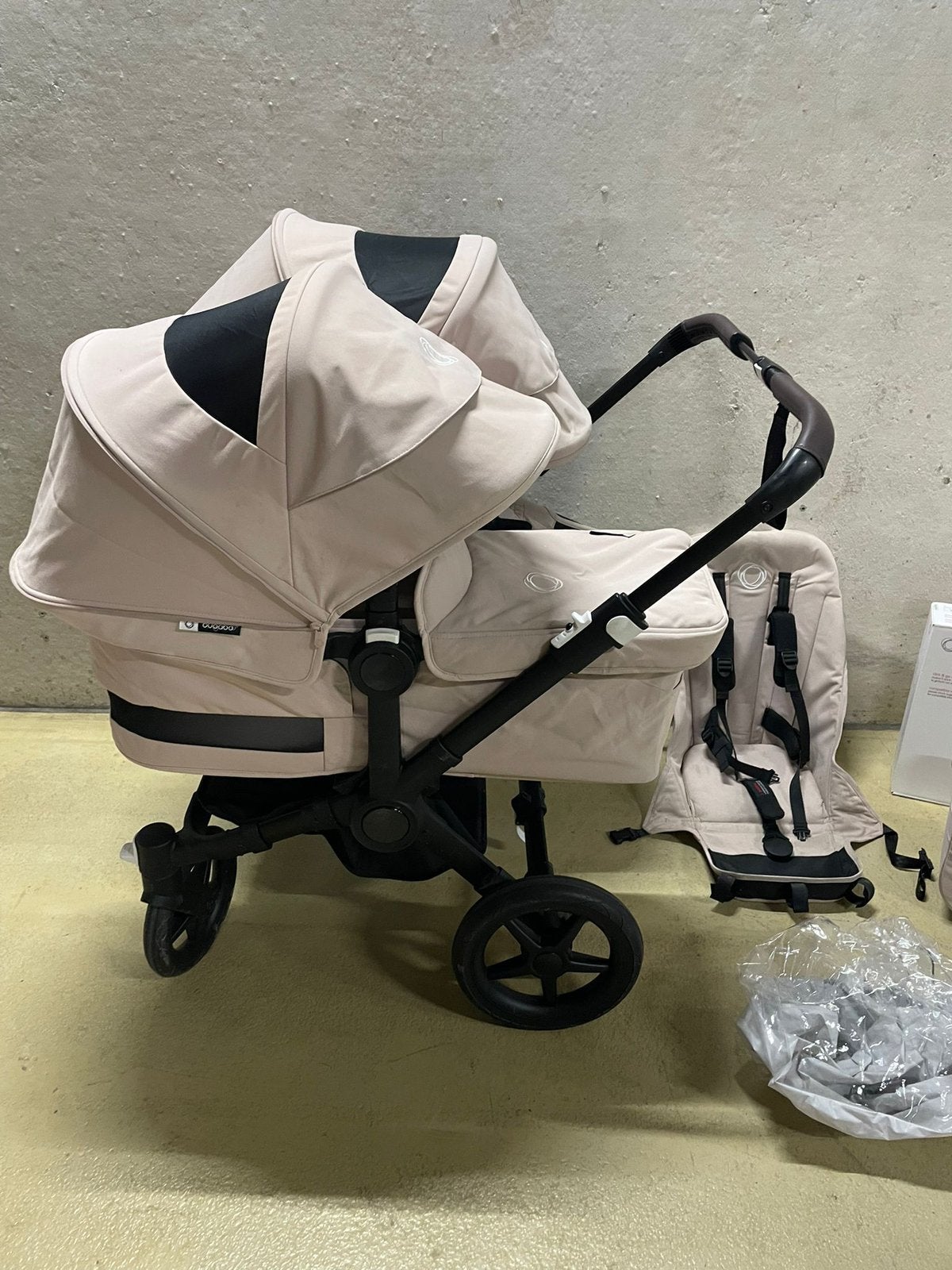 Bugaboo donkey 5 duo desert taupe, Support@bugaboo.com, Bugaboo, Ophalen of Verzenden, Zo goed als nieuw