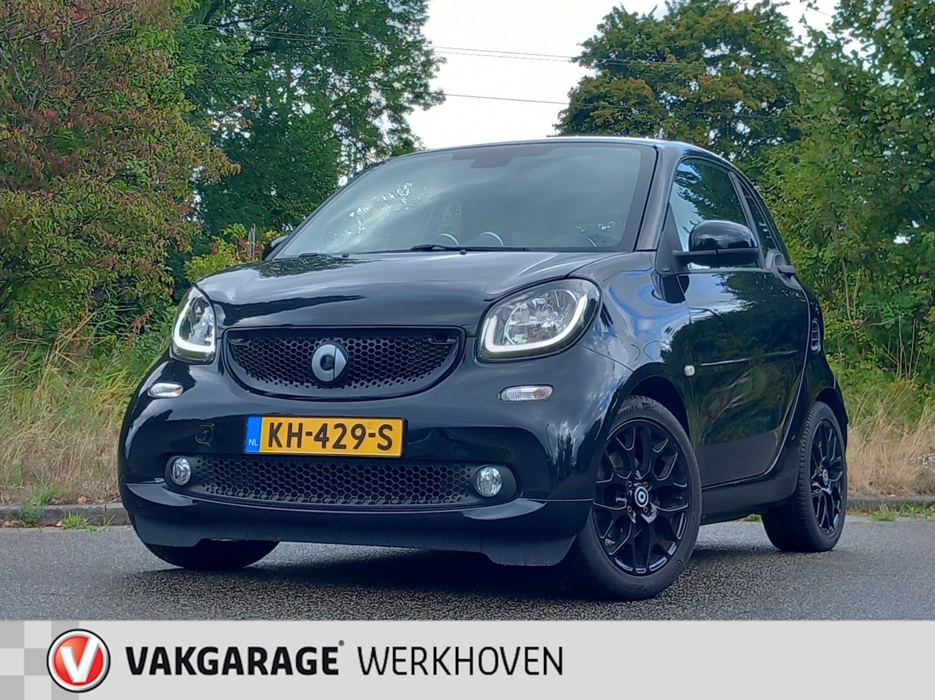Smart Fortwo 1.0 Passion | Panoramadak | Parkeersensoren | C, Gebruikt, Zwart, Origineel Nederlands, Handgeschakeld