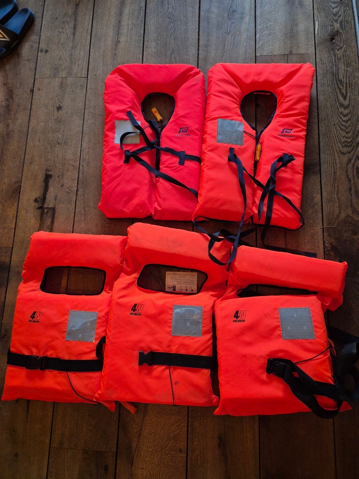 5x Zwemvesten / Reddingsvesten (2x Plastimo, 3x Ocea), Ophalen of Verzenden, Gebruikt, Overige typen