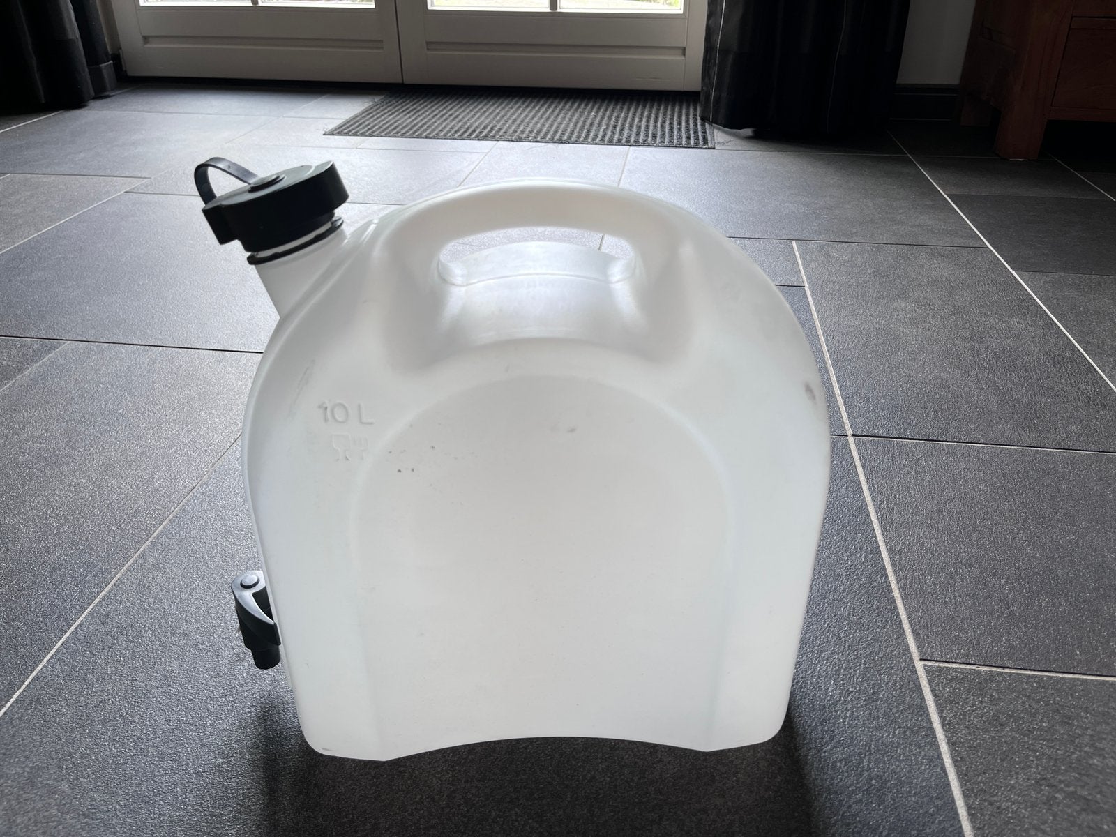 Water jerrycan 10 liter, Ophalen, Zo goed als nieuw