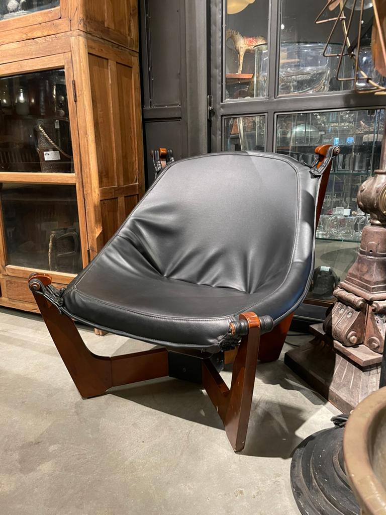 Vintage Odd Knutsen Luna chair, zwart leren fauteuil, Gebruikt, Minder dan 75 cm, Ophalen of Verzenden, 75 tot 100 cm