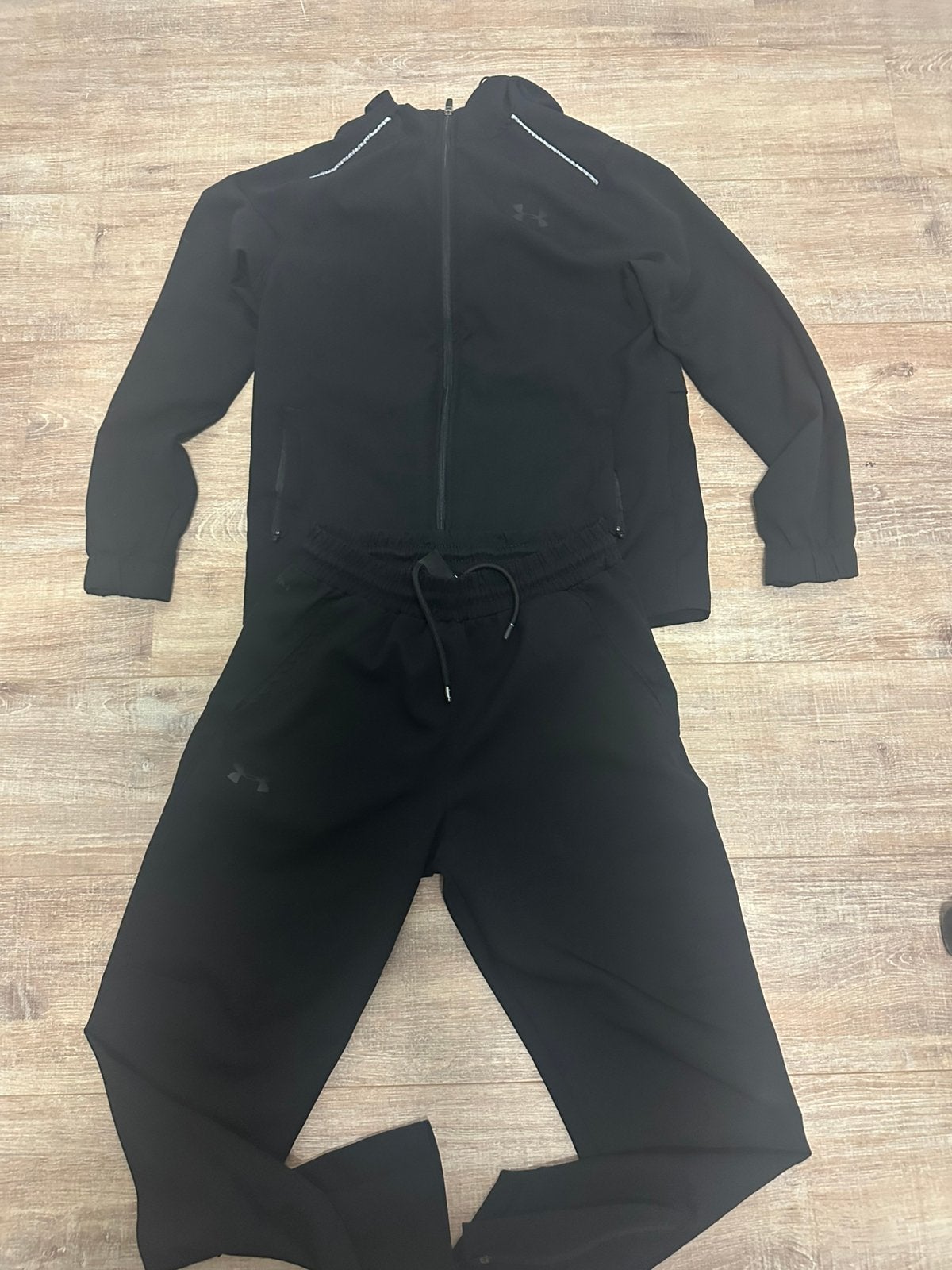 Under armor trainingspak, Kleding | Dames, Ophalen of Verzenden, Zo goed als nieuw, Maat 38/40 (M), Zwart