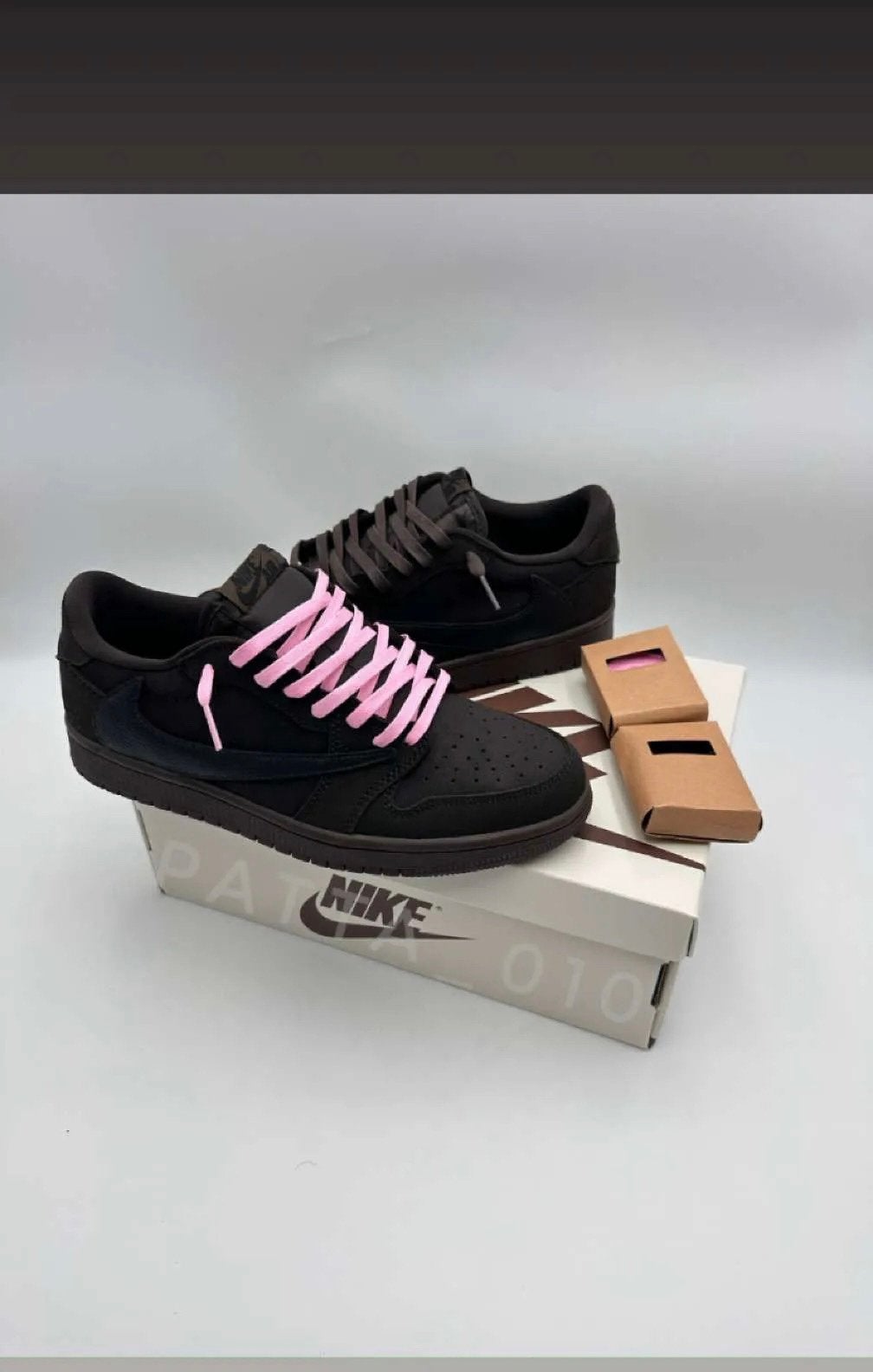 Travis scott sneakers met schoenendoos, Ophalen, Nieuw, Zwart, Sneakers of Gympen