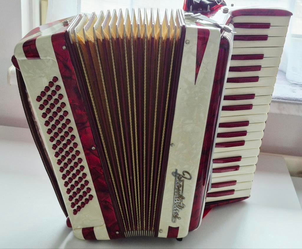 VINTAGE (1950) ACCORDEON FRONTALLINI BELLA 80 bas, Muziek en Instrumenten, Accordeons, Gebruikt, 80-bas, Met koffer, Ophalen