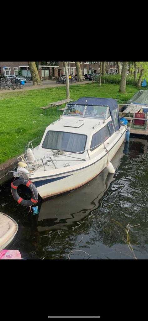 Te koop: sfeervolle kajuitboot met 20pk 4T motor+zonnepaneel, Ophalen
