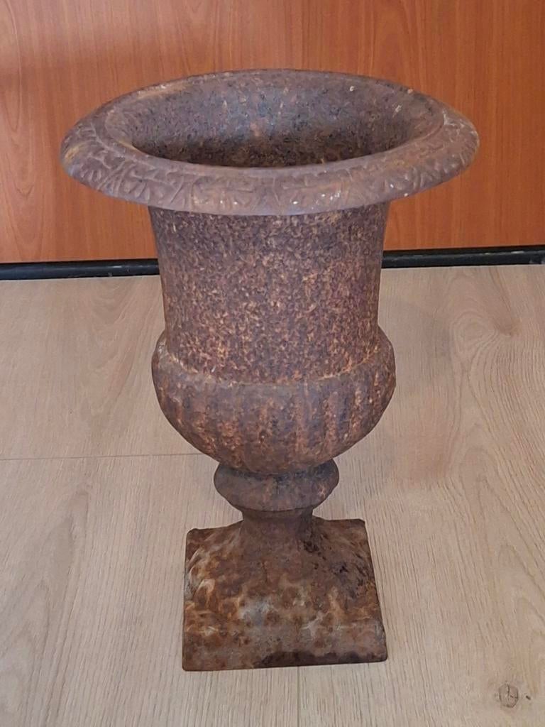 MOOIE SMEEDIJZEREN  BlOEMPOT, Ophalen of Verzenden
