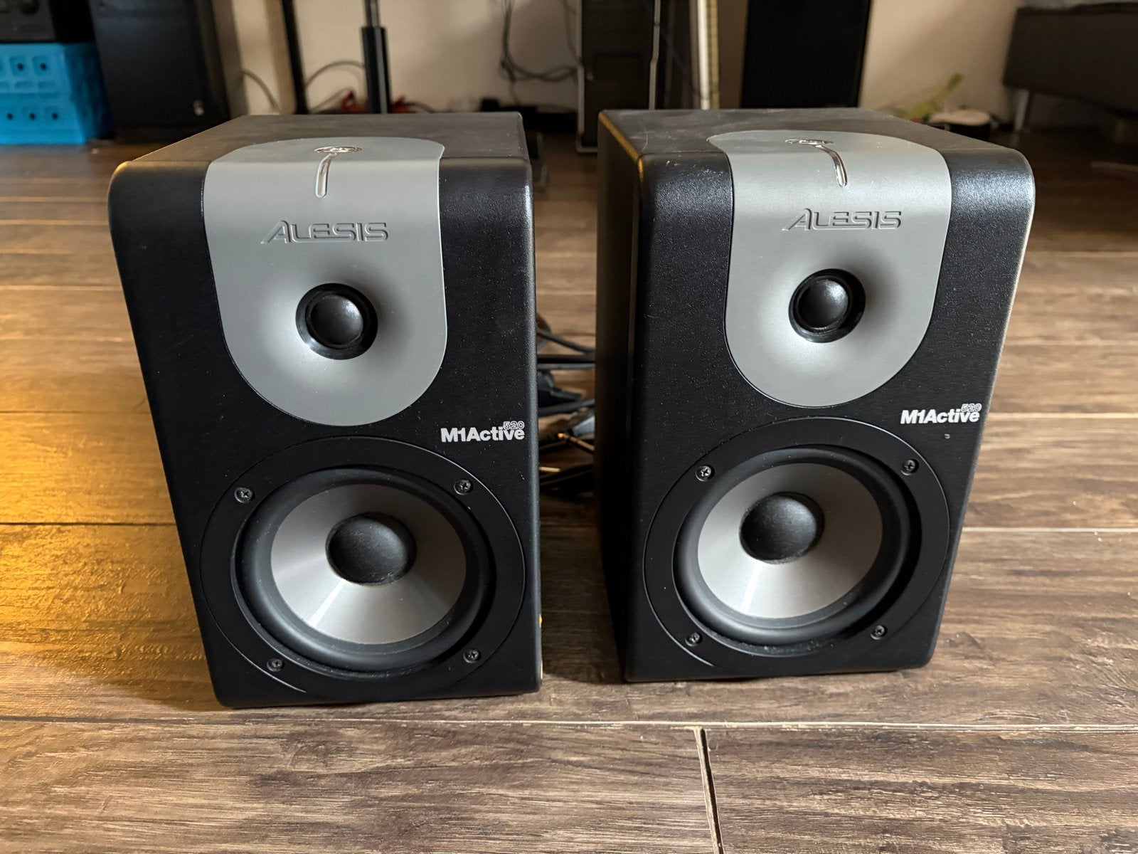 Alesis M1 Active 520 studiomonitor speakers (set), Studiomonitor, Gebruikt, Minder dan 60 watt, Ophalen