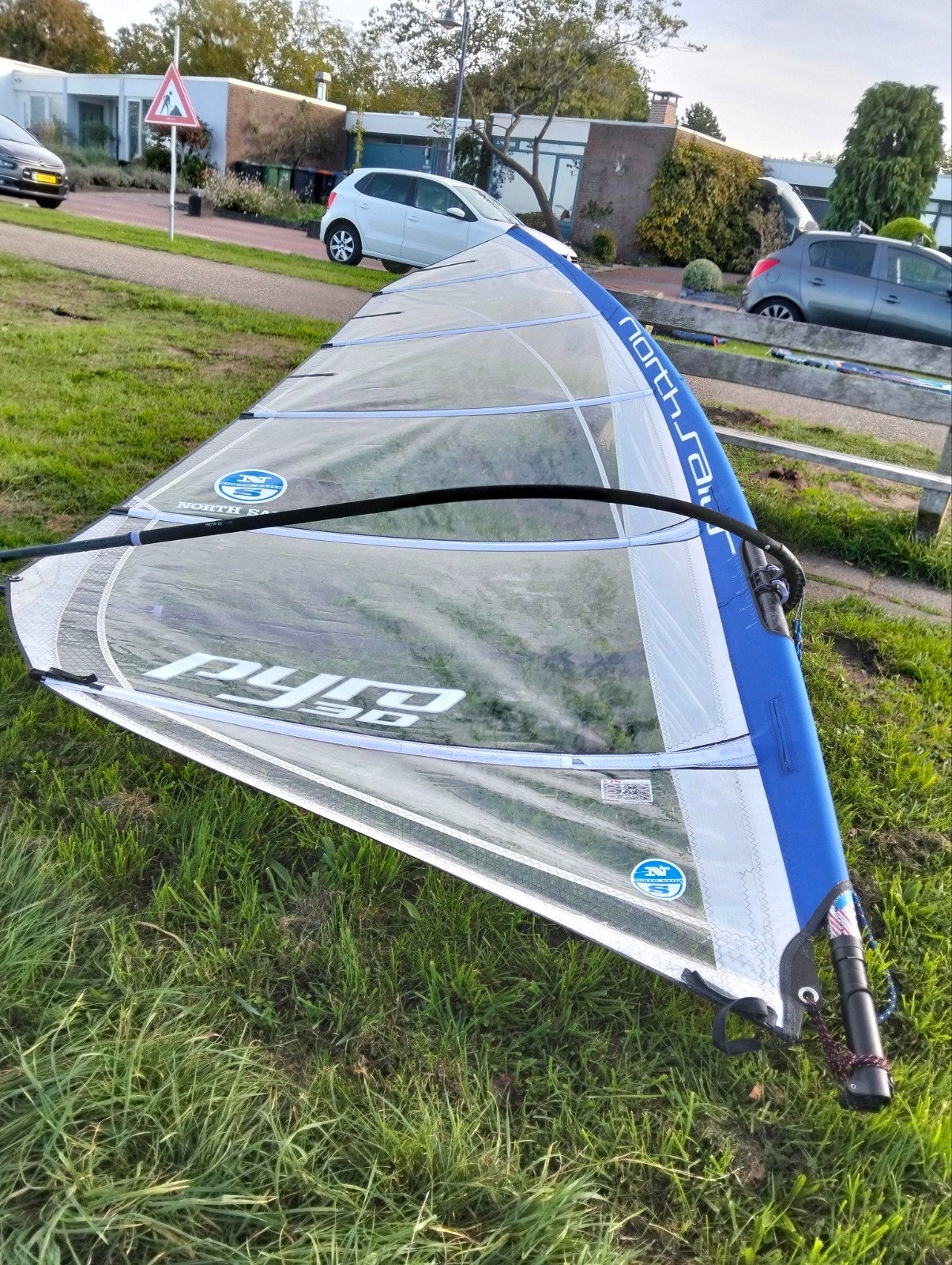 North Sails Pyro windsurfset 6.5 rig, Watersport en Boten, Ophalen, Gebruikt, Met draagtas, 6.5 m² tot 8 m²