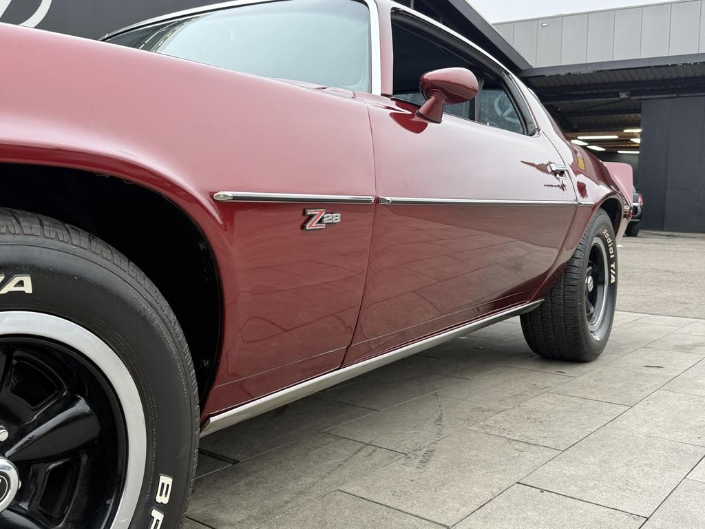 Chevrolet Camaro 350 Z28 handgeschakeld – Sharknose – Ma, Auto's, Chevrolet, Achterwielaandrijving, Gebruikt, Camaro, Handgeschakeld