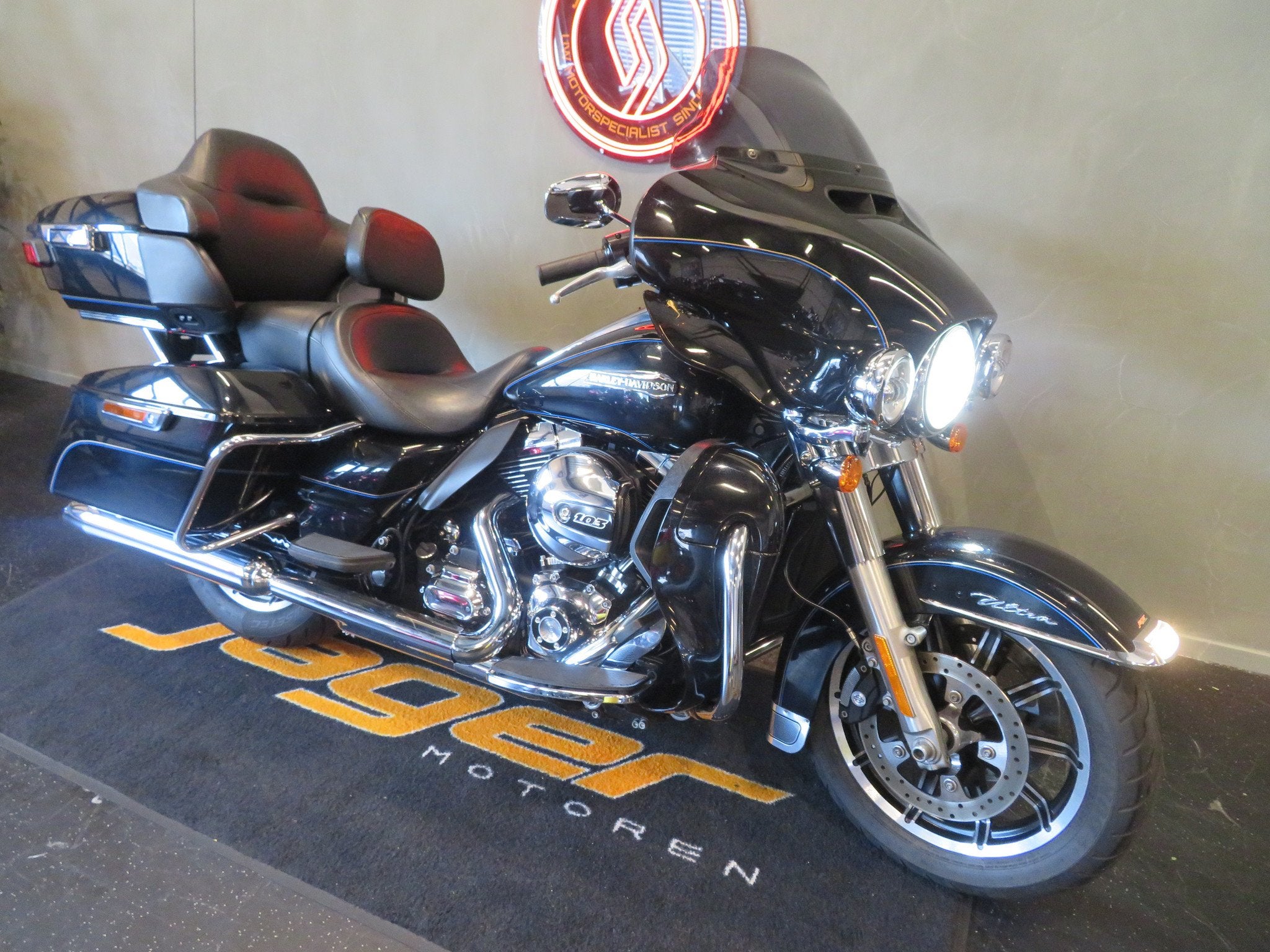 Harley-Davidson FLHTCU ULTRA GLIDE LIMITED TOPPER!, Bedrijf, Chopper