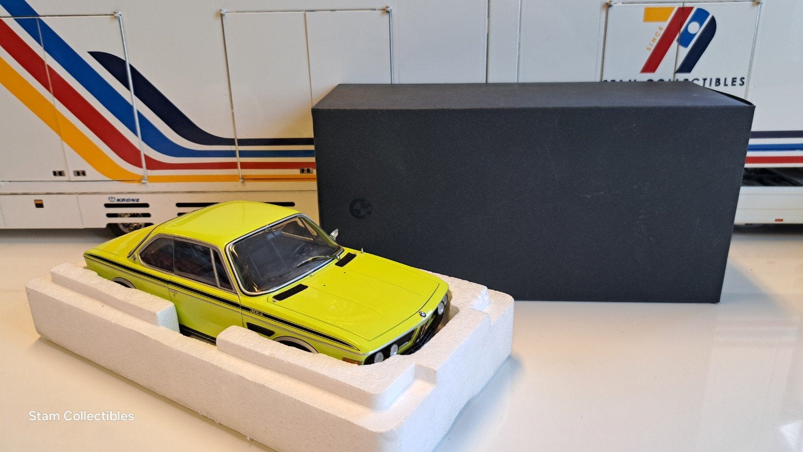 Minichamps BMW E9 3.0 CSL Yellow Dealer Edition, Hobby en Vrije tijd, Auto, Ophalen of Verzenden, Zo goed als nieuw, MiniChamps