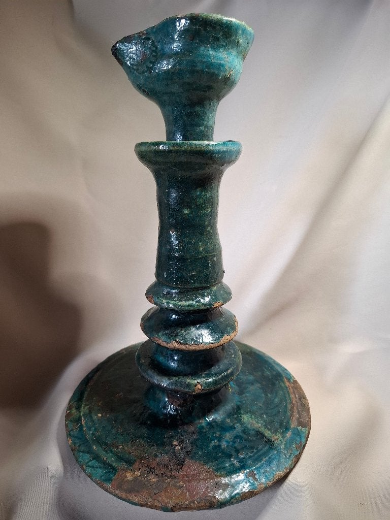 Antieke 17/18e eeuwse Perzische aardewerken olielamp, Handgemaakt, Steen/keramiek, Overige typen, 32 cm