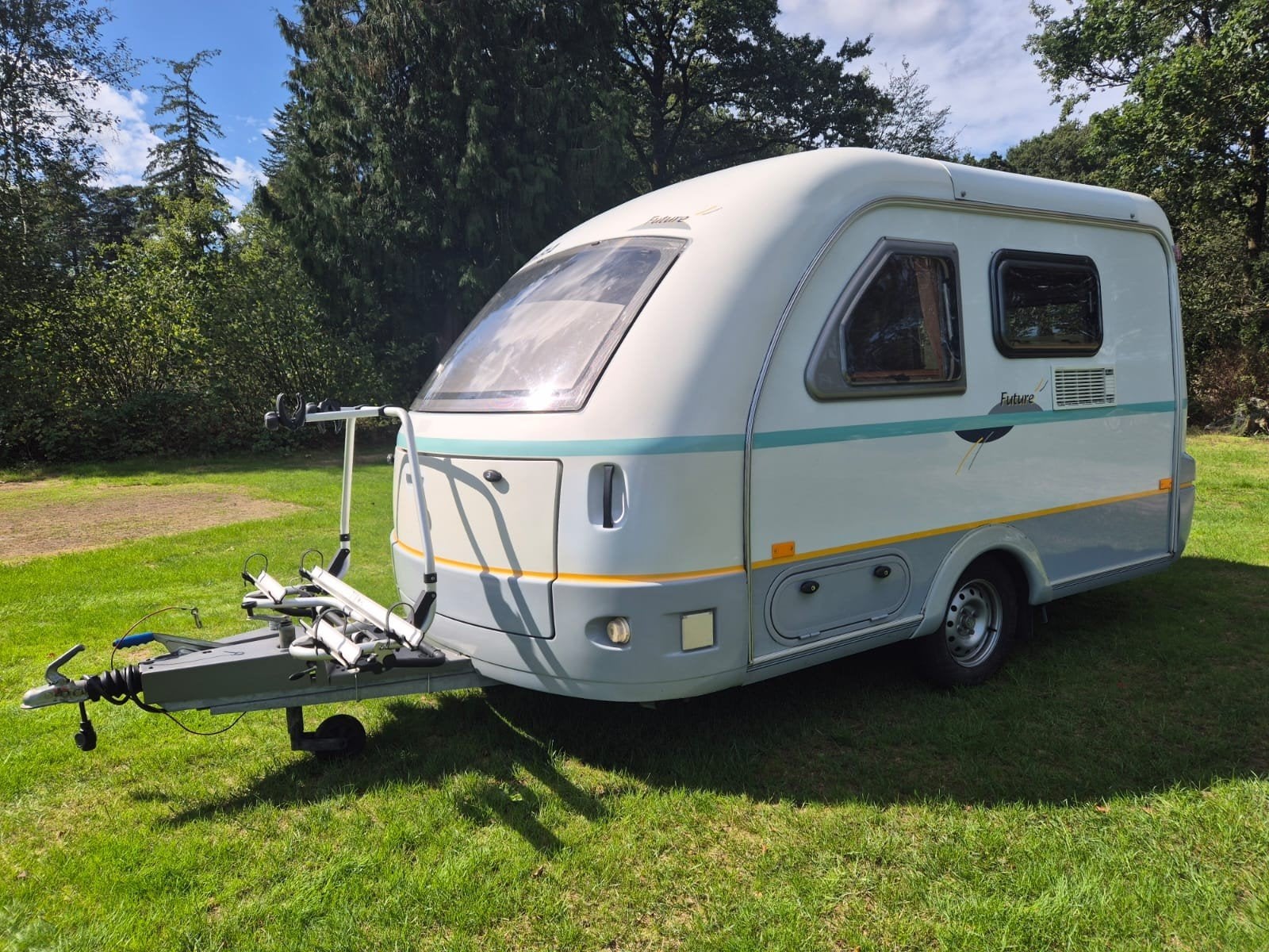 Eriba Future 380, Caravans en Kamperen, Caravans, Tot en met 2, Kleine zit, Dwarsbed, Particulier