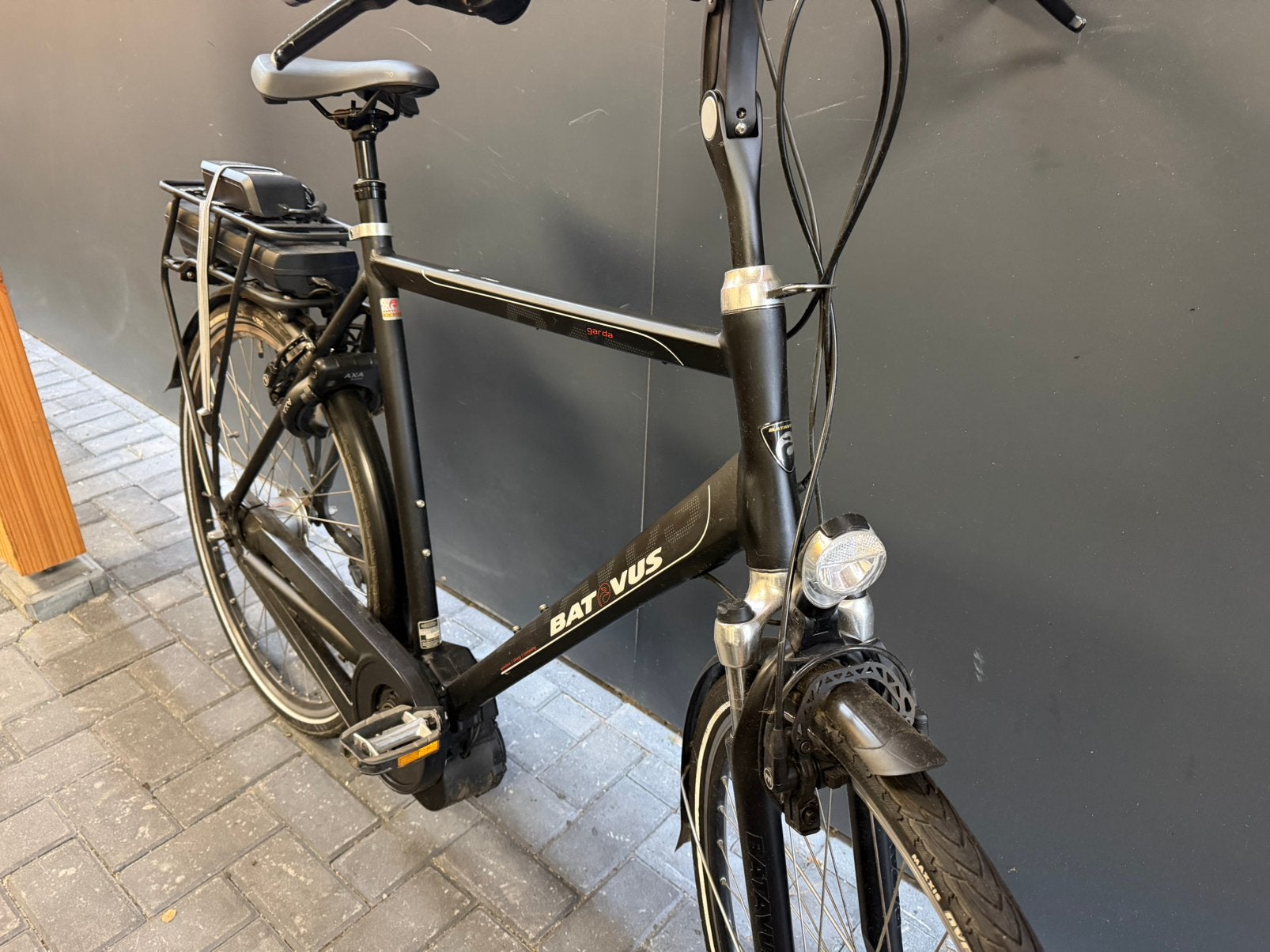 Batavus garda + bosch middenmotor, Fietsen en Brommers, Fietsen | Heren | Herenfietsen, Batavus, Verzenden, Versnellingen, Batavus