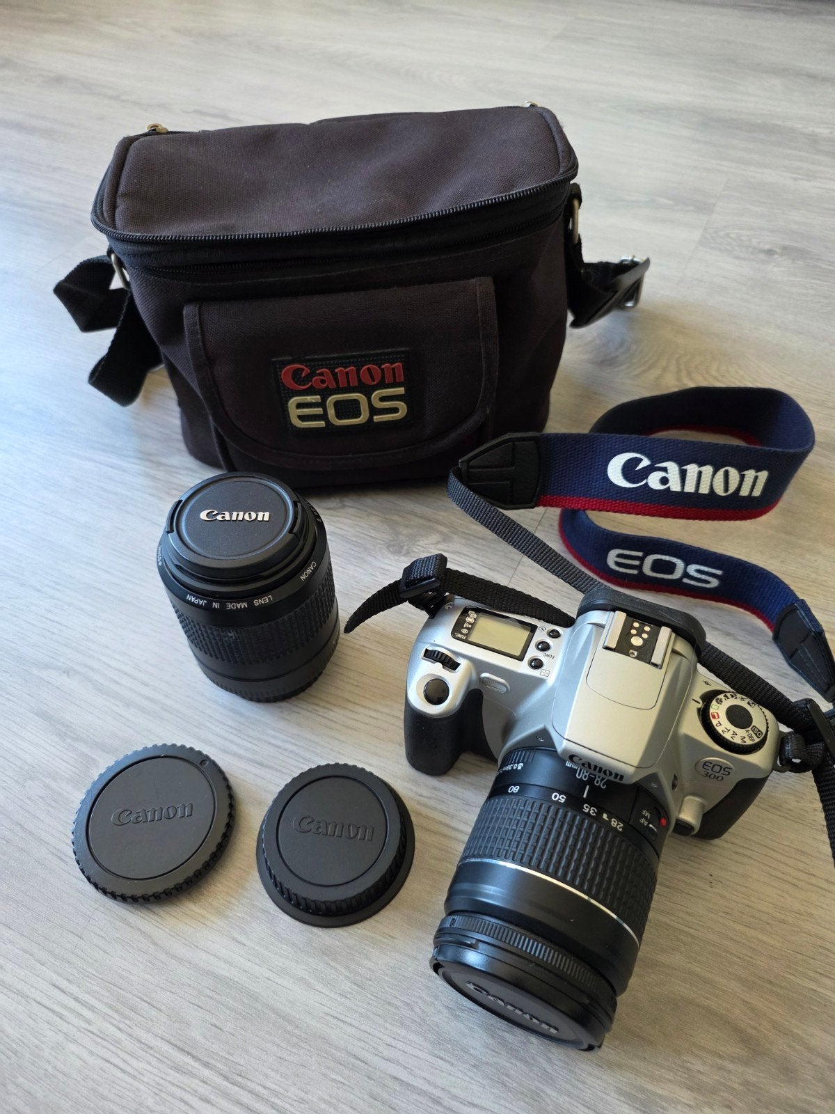 Canon EOS 300 Spiegelreflexcamera met 2 lenzen erbij, Ophalen, Gebruikt, Spiegelreflex, Canon