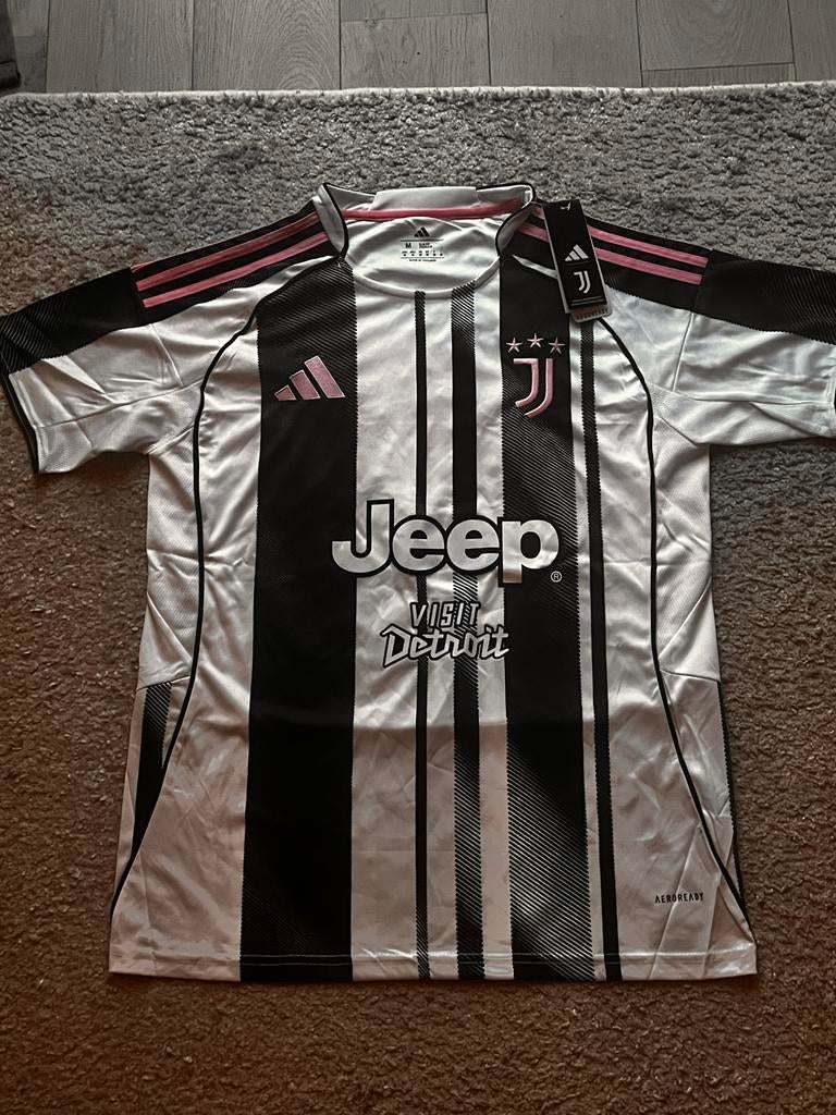 Nieuw Juventus voetbalshirt maat M, Ophalen of Verzenden, Nieuw, Maat 48/50 (M)
