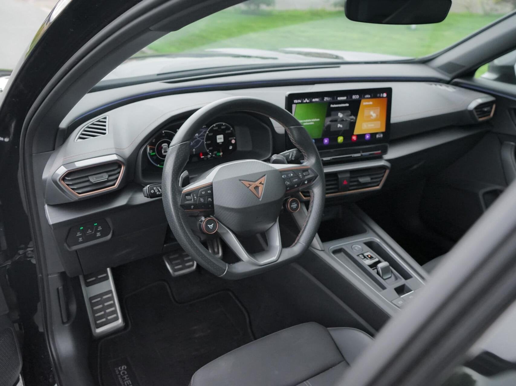 CUPRA Formentor 1.4 e-Hybrid VZ Black Edition|Panoramadak|Ca, Auto's, Gebruikt, Zwart, 4 cilinders, Formentor