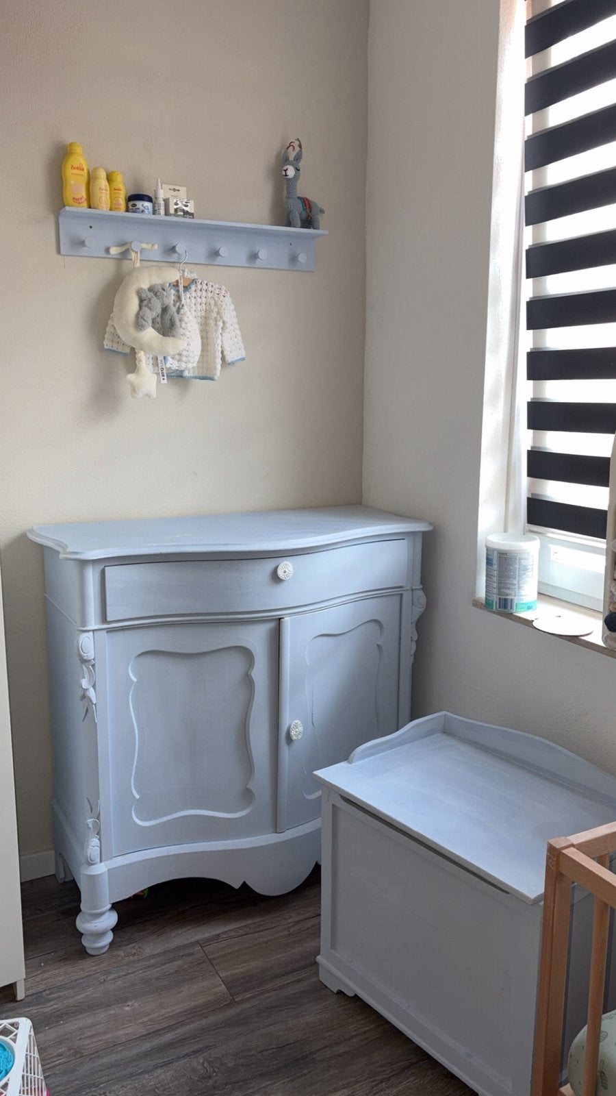 Vintage commode antiek, Ophalen, Zo goed als nieuw, Jongetje of Meisje