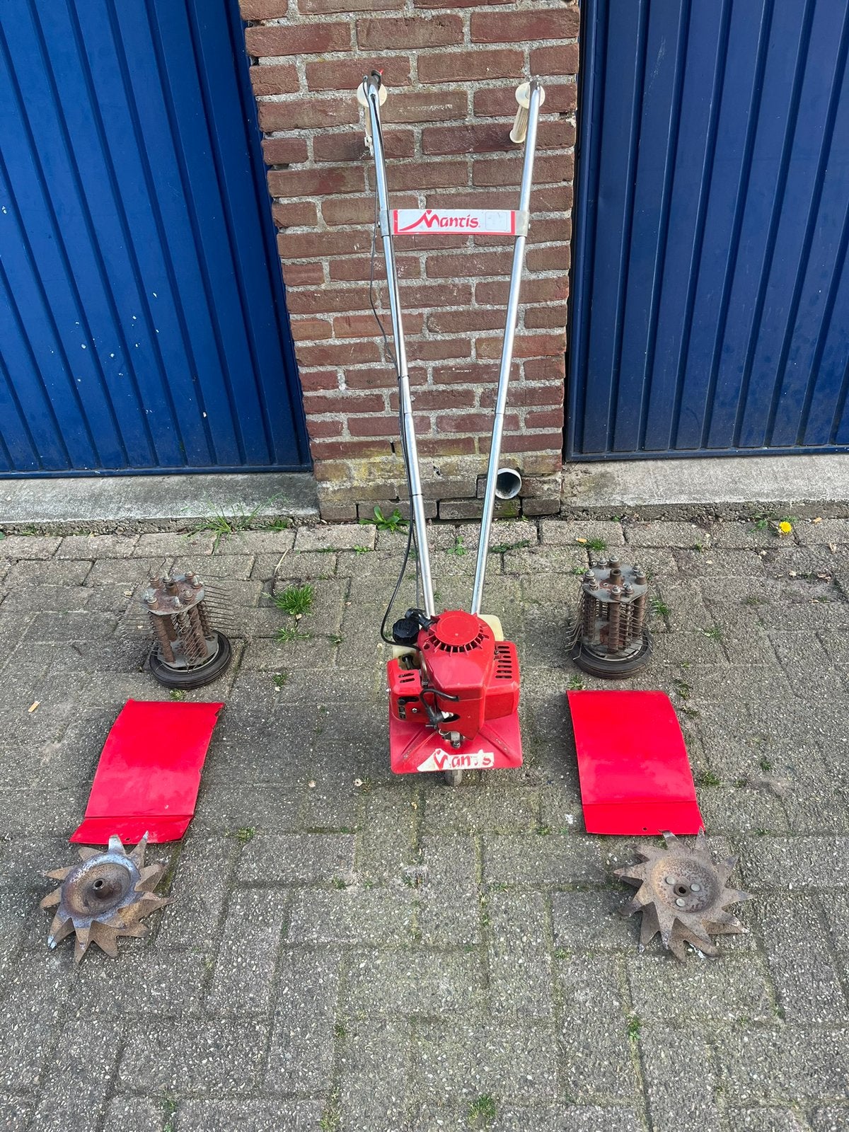 Mantis Cultivator/Grondfrees -, Ophalen, Gebruikt, 30 tot 50 cm, Benzine