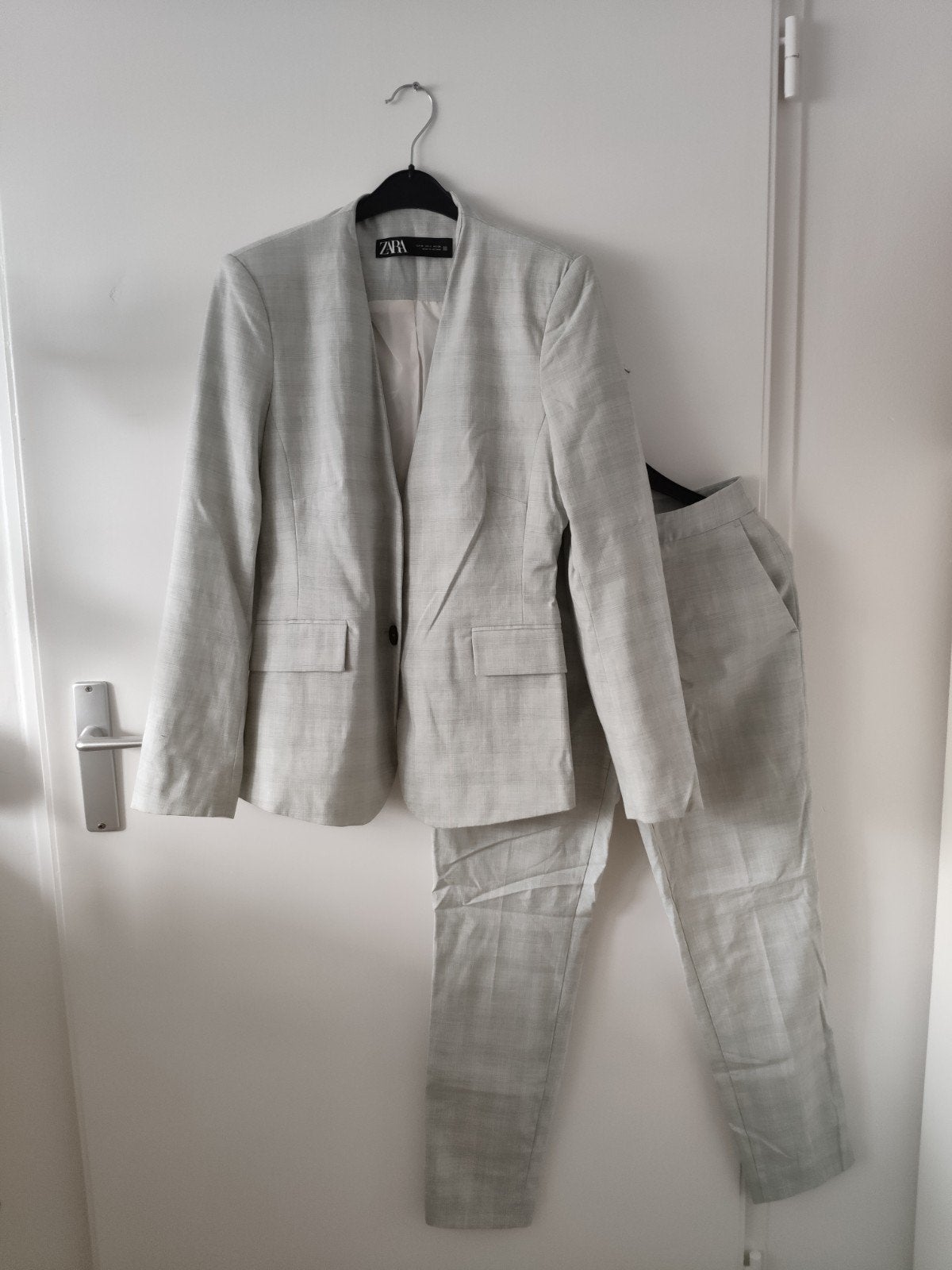 Zara broek pak geruite blazer colbert S 36 en broek XS 34 du, Kleding | Dames, Kostuum of Pak, Zara, Nieuw, Ophalen of Verzenden
