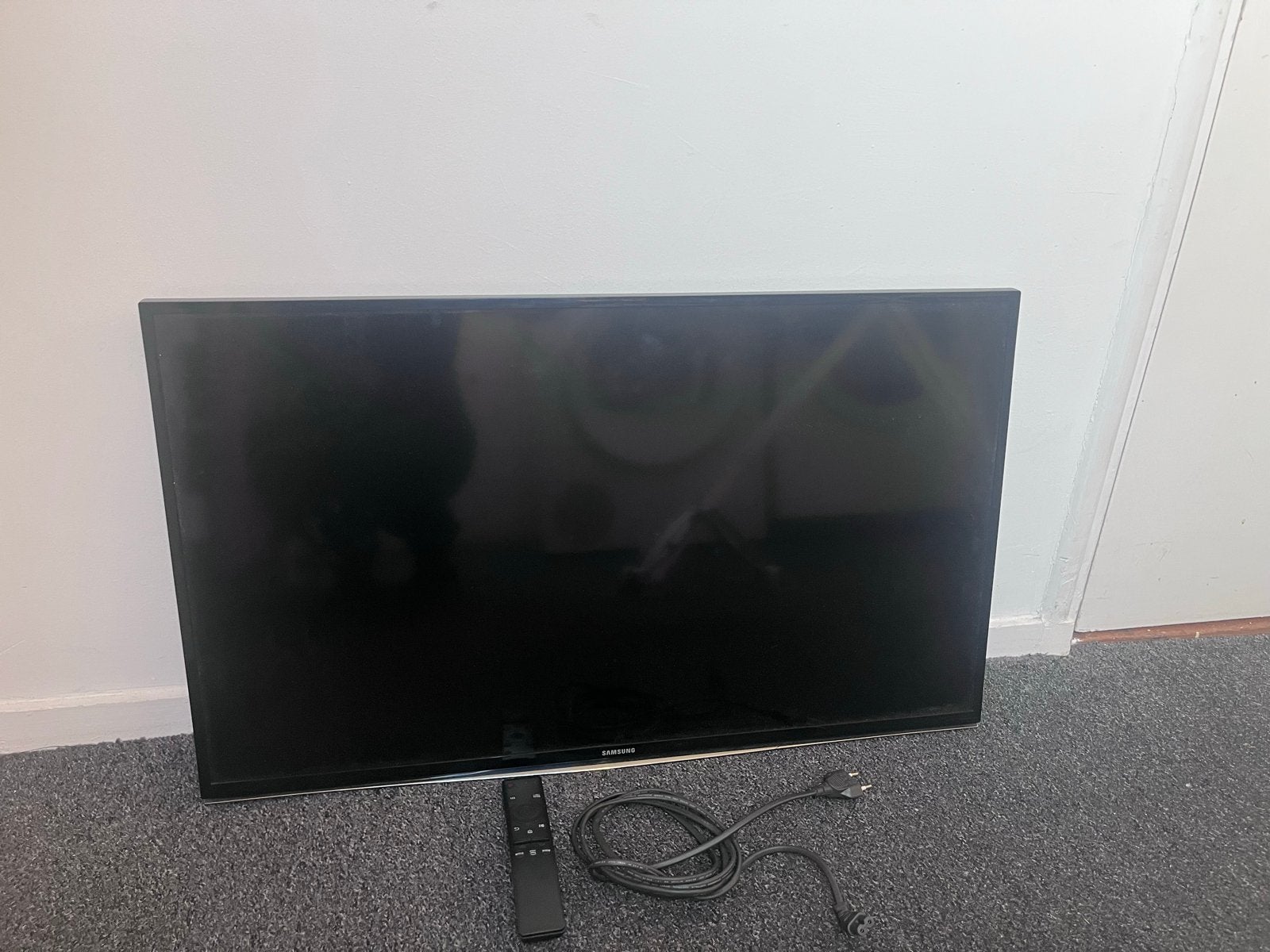 Samsung 32 inch Flatscreen TV, Samsung, Full HD (1080p), Gebruikt, LED