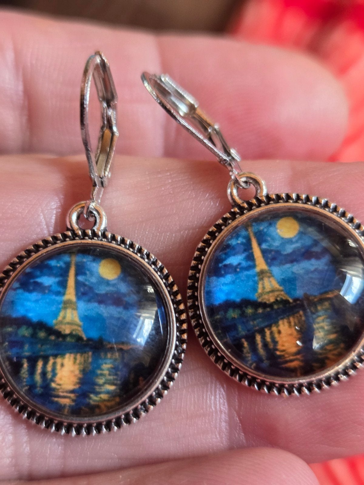 Oorbellen met Eiffeltoren motief - Glas, Sieraden, Tassen en Uiterlijk, Oorbellen, Hangers, Blauw, Nieuw, Ophalen of Verzenden