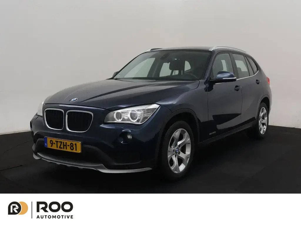 BMW X1 SDrive20i Limited Series. NAP AUTOMAAT ORGNL TREKHAAK, Auto's, Euro 6, 4 cilinders, Blauw, Origineel Nederlands