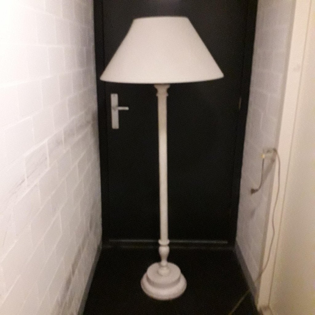 Schemerlamp, Huis en Inrichting, Lampen | Vloerlampen, Ophalen, Zo goed als nieuw, Hout, 150 tot 200 cm