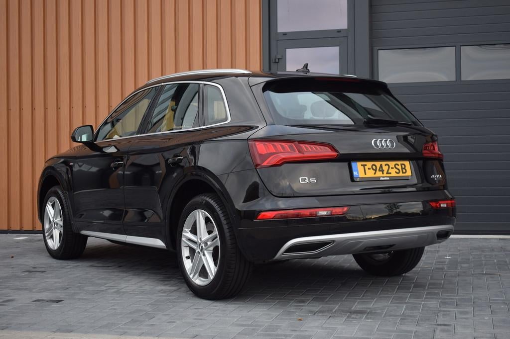 Audi Q5 40 TDI 190pk Quattro S-line | Trekhaak (bj 2019), Automaat, Q5, Leder en Stof, Zwart