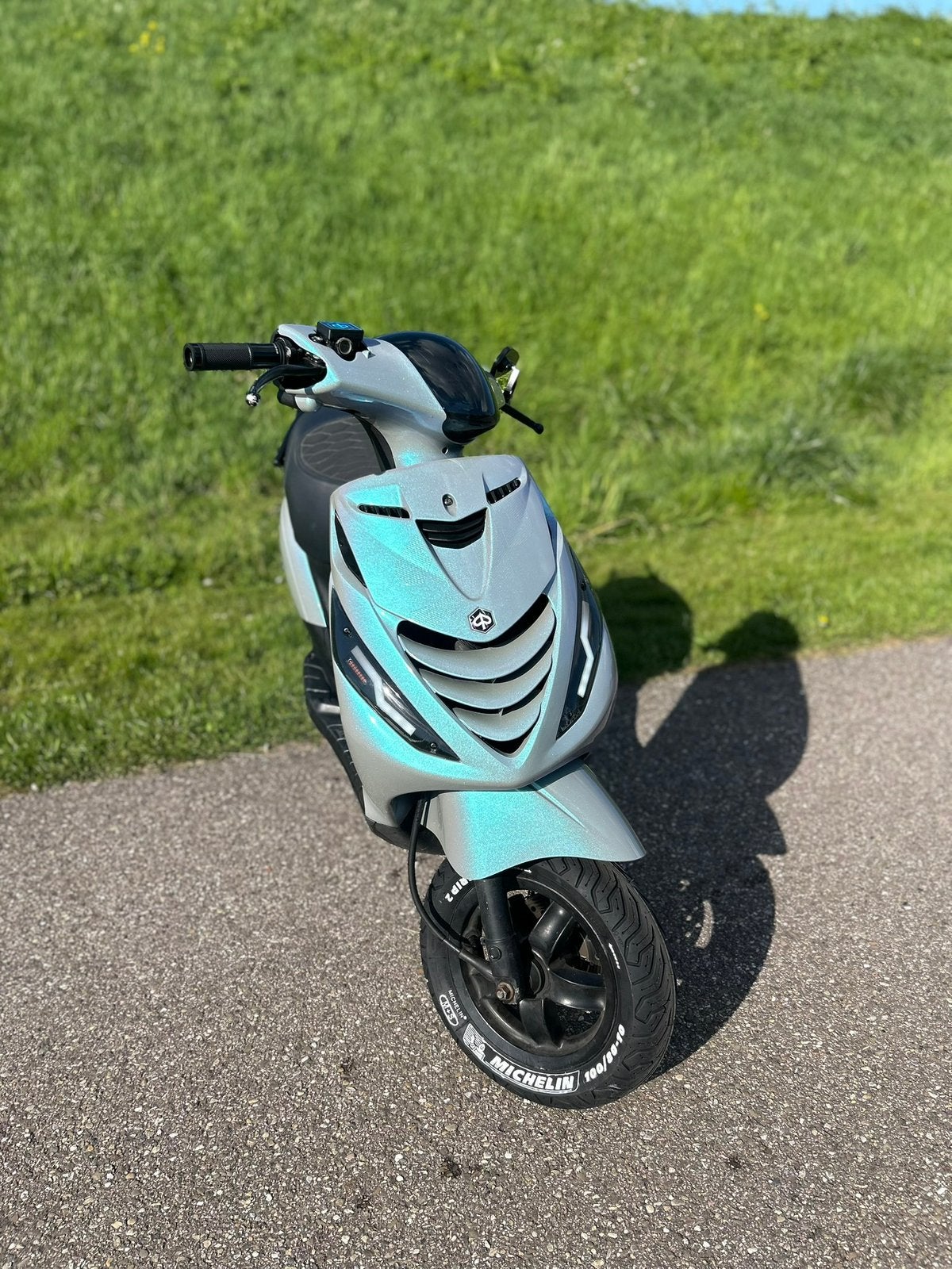 Piaggo zip 80cc, Ophalen, Maximaal 45 km/u, Zip, Zo goed als nieuw