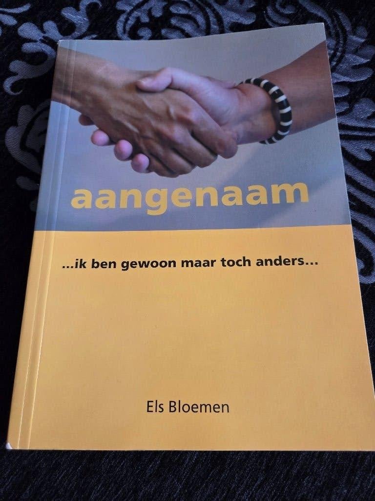 Aangenaam ... ik ben gewoon maar toch anders, Boeken, 19e eeuw, Ophalen of Verzenden, Zo goed als nieuw, Els Bloemen