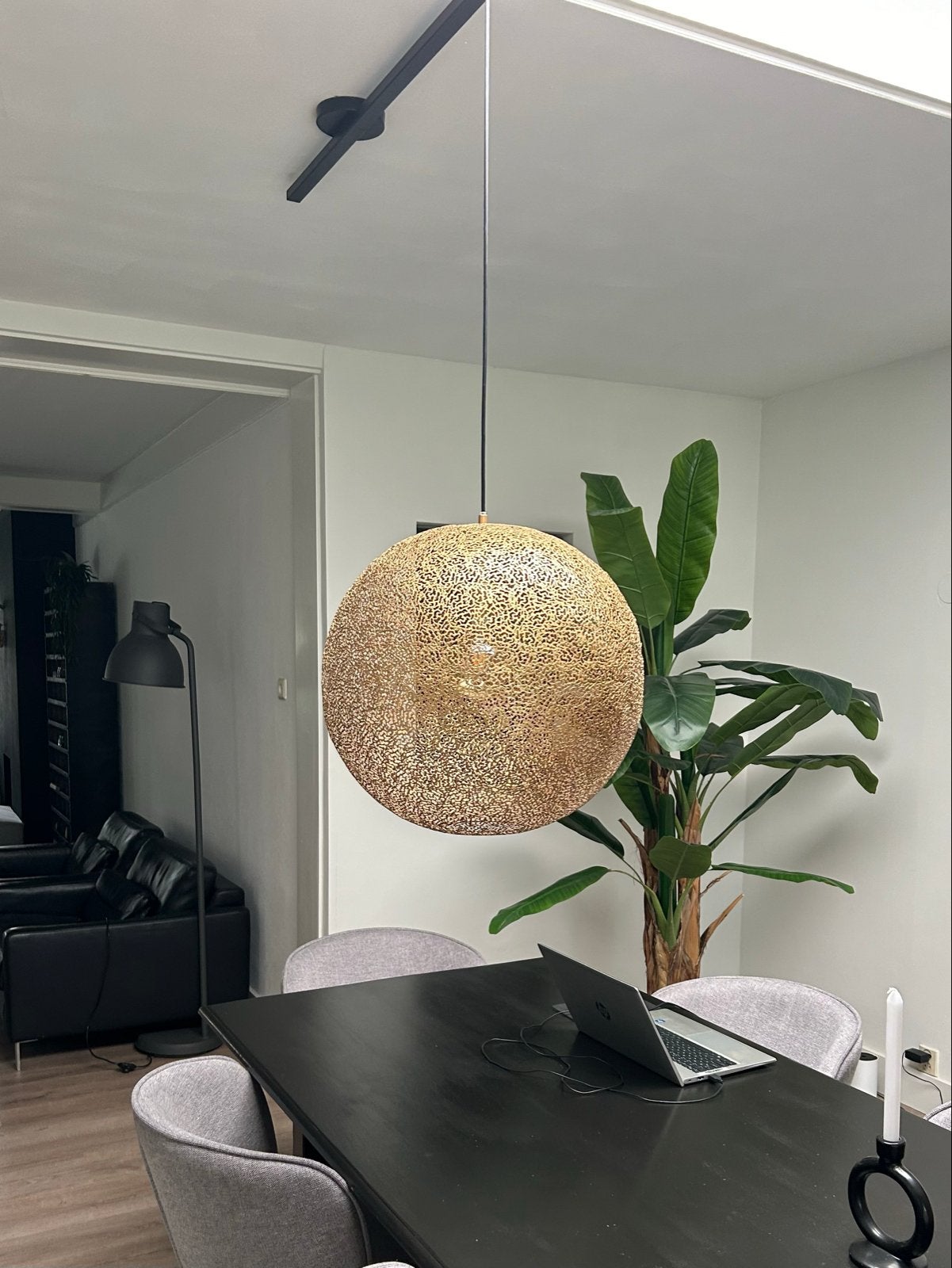 Gouden hanglamp met uniek lasergesneden patroon, Huis en Inrichting, Ophalen, Zo goed als nieuw, Metaal, E27 (groot)