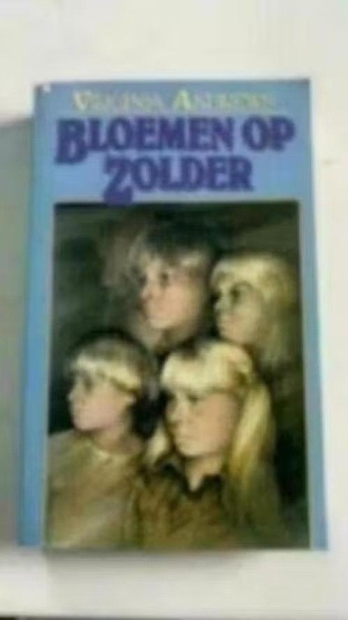 Bloemen op zolder en (Dawn) het geheim. Virginia Andrews, Boeken, Ophalen of Verzenden, Gelezen