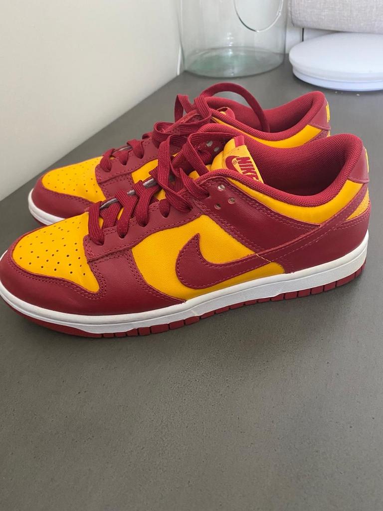 Nike Dunk Low 'University Red' - Maat 38.5, Ophalen, Zo goed als nieuw, Rood, Sneakers of Gympen