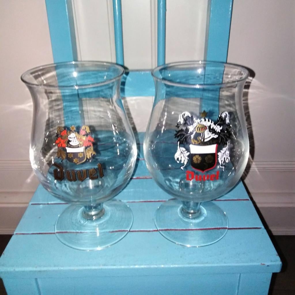 Duvel glazen met wapenschild 2 suks, Verzamelen, Biermerken, Ophalen, Gebruikt, Glas of Glazen, Duvel