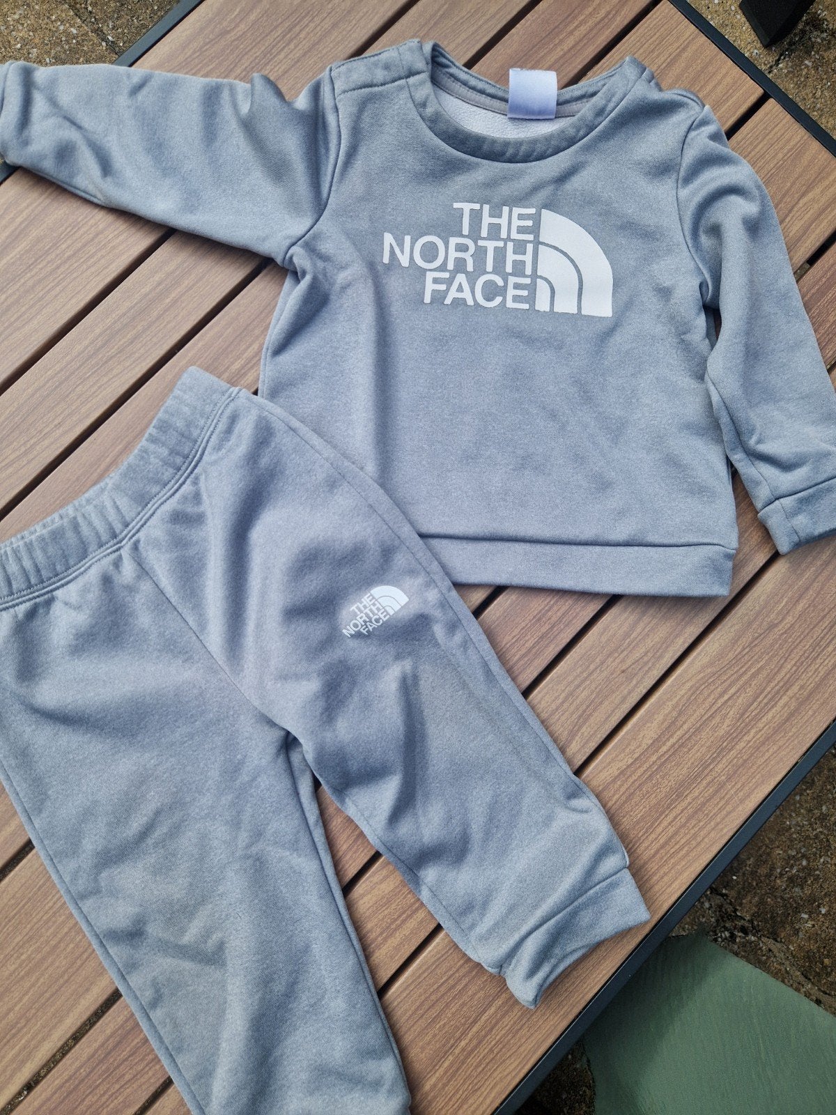 The North Face Baby Trainingspak Maat 80-86 (12-18M), Ophalen of Verzenden, Zo goed als nieuw, The North Face, Jongetje of Meisje