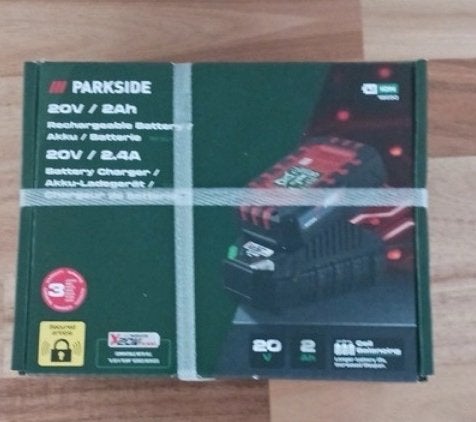 NIEUW! Parkside 20V/2Ah Accu en 2.4A Oplader Set, Ophalen of Verzenden, Nieuw, Overige typen