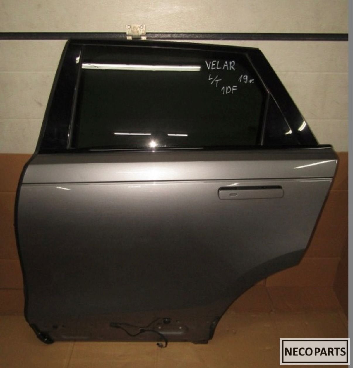 RANGE ROVER VELAR L560 DEUR PORTIER KLEUR 1DF ORIGINEEL, -, Ophalen of Verzenden, Achter, -