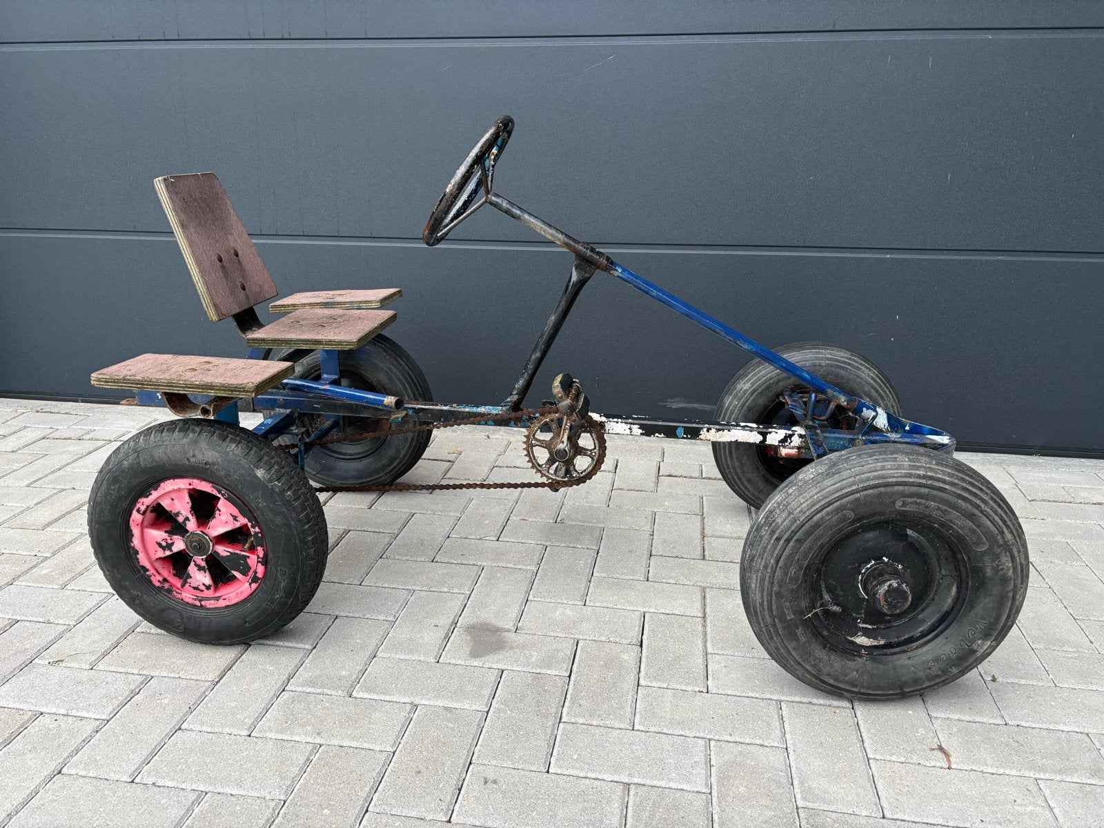 Gebruikte Mammoet skelter - Robuust en klaar voor avontuur, Ophalen, Gebruikt, Mammoet
