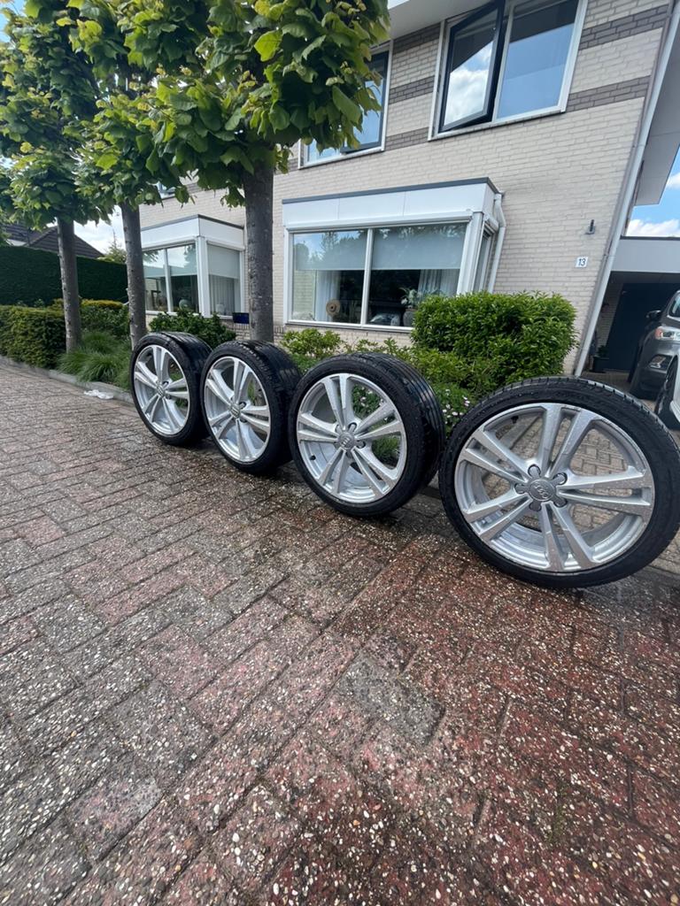 Originele Audi a3 sline velgen, Auto-onderdelen, Banden en Velgen, Ophalen, 18 inch, Gebruikt, Velg(en)