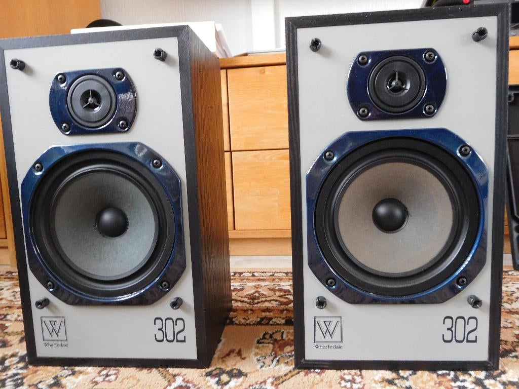 Wharfedale 302 speakers, Zo goed als nieuw, 60 tot 120 watt, Front, Rear of Stereo speakers, Ophalen