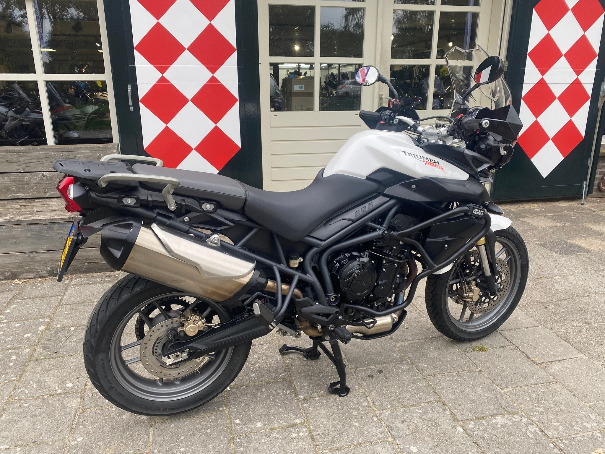 Triumph TIGER 800 ABS (bj 2012), Triumph Motorcycles Ltd., After.sales@triumph.co.uk, Normandy Way
LE10 3BZ  Hinckley, GB, Gebruikt