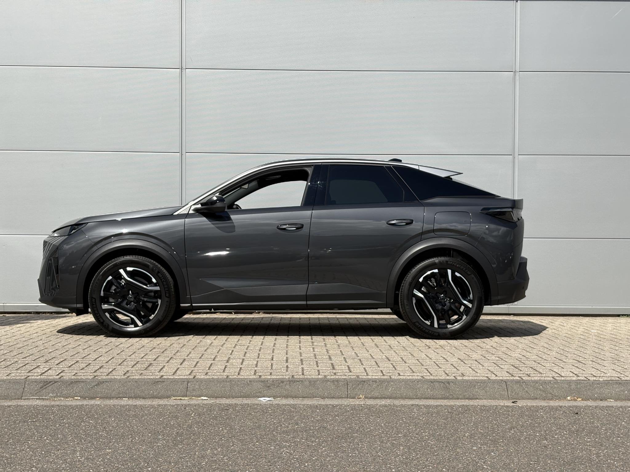 Peugeot 3008 1.6 plug-in Hybrid 225 Allure | Stoelverwarming, 1550 kg, 4 cilinders, Leder en Stof, Hybride Elektrisch/Benzine