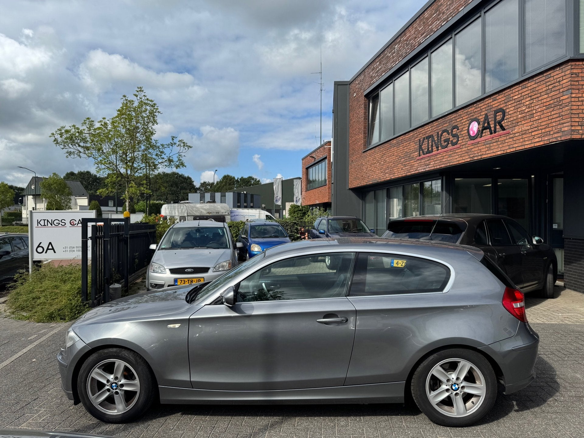 BMW 1-serie 118i EffDyn. Ed. Business XENON LED LEDER CRUISE, 1-Serie, Euro 5, Achterwielaandrijving, 4 stoelen