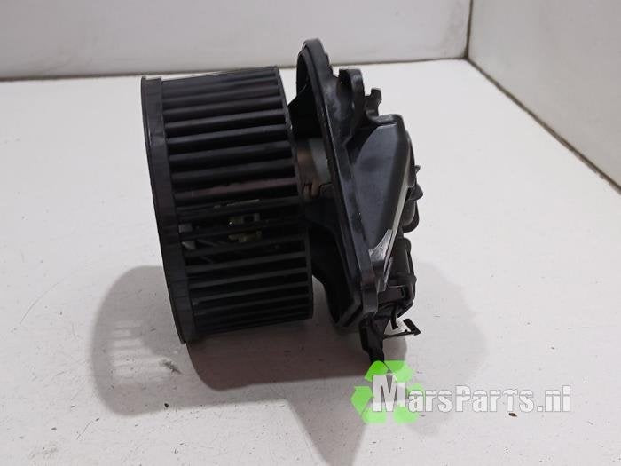 Kachel Ventilatiemotor van een Opel Vivaro, Gebruikt, -, -, Opel