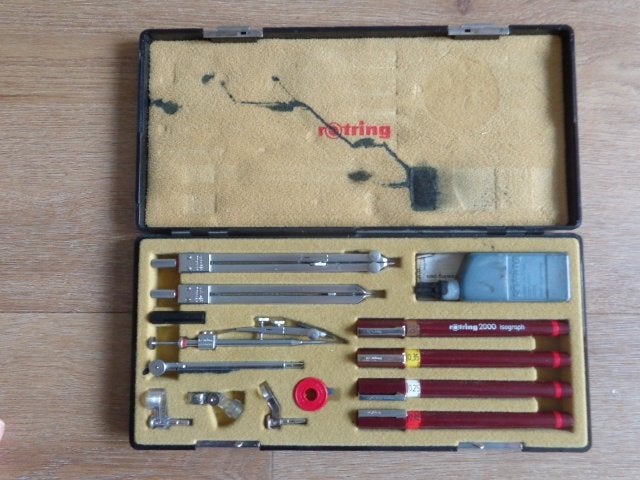 Rotring Isograph - complete set in doos, Ophalen of Verzenden, Zo goed als nieuw, Overige typen