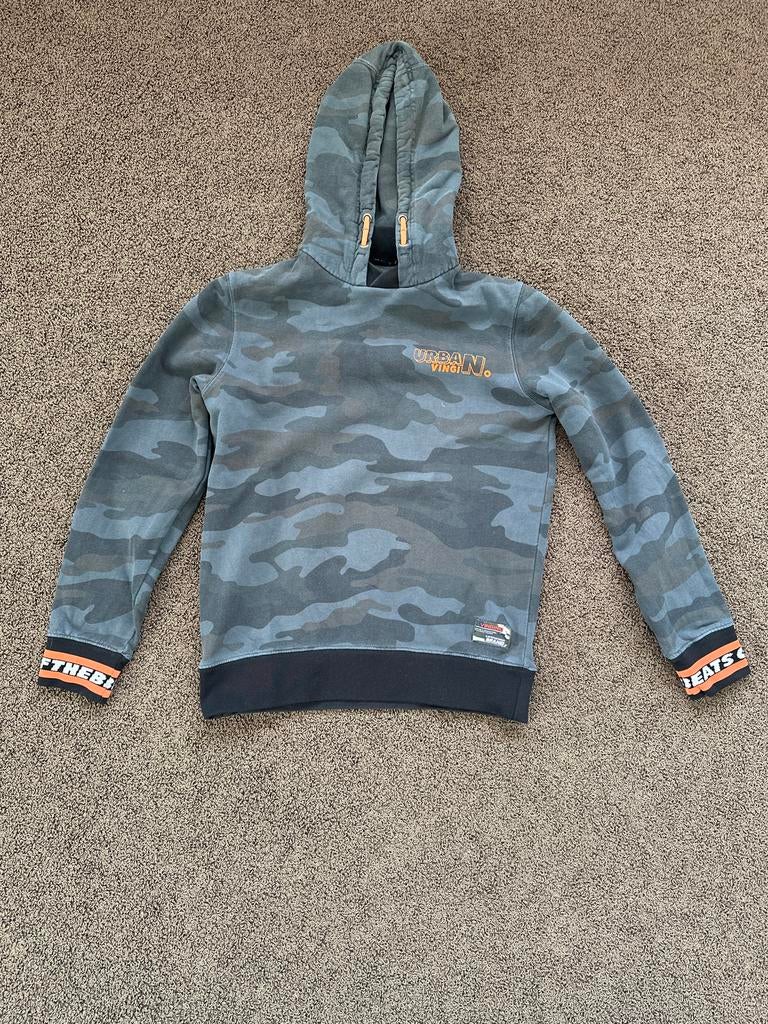 Stoere camouflage hoodie maat 164 - Vingino, Kinderen en Baby's, Kinderkleding | Maat 164, Ophalen of Verzenden, Gebruikt, Jongen of Meisje